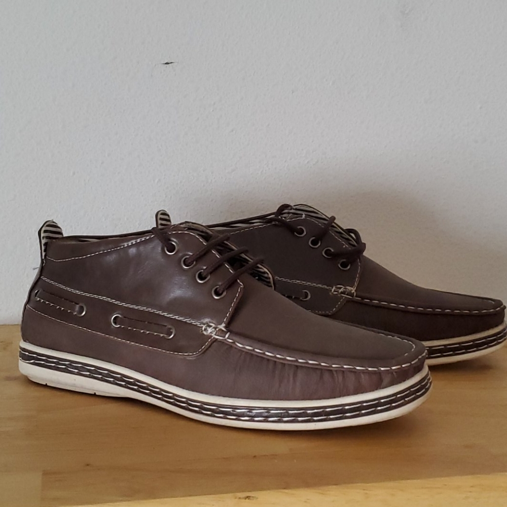 Boat shoes/hard bottom moccasins